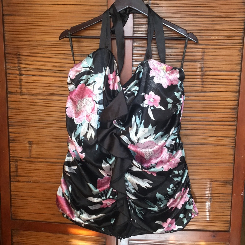 Z. Cavaricci / Torrid Floral Halter Top Size 3